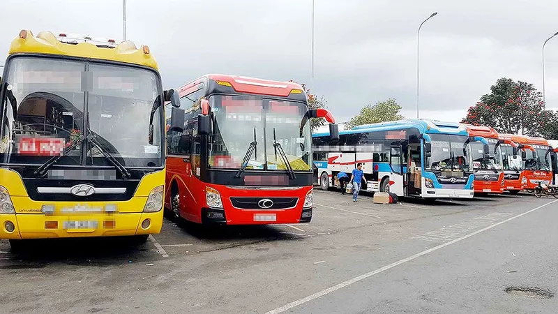 Tặng vé “chuyến tàu nghĩa tình” cho 1.200 công nhân