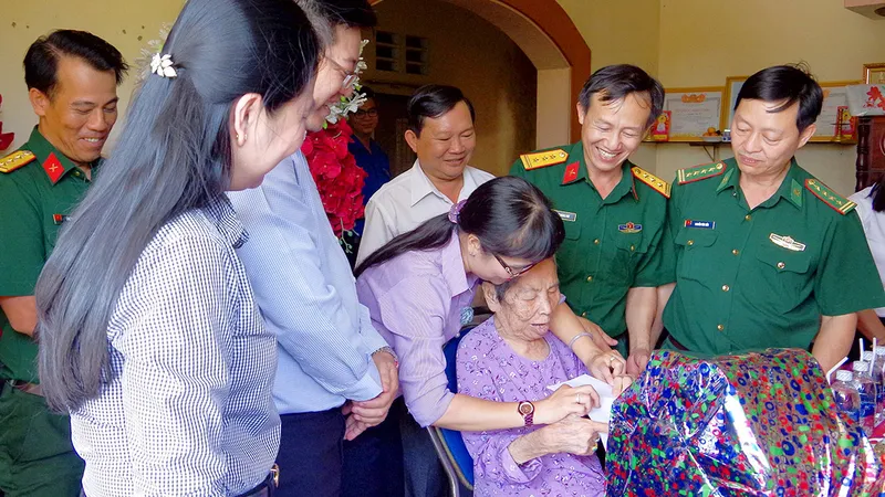Xuân yêu thương đến với mọi nhà