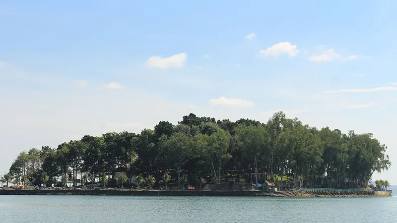 Toàn cảnh đảo Ó
