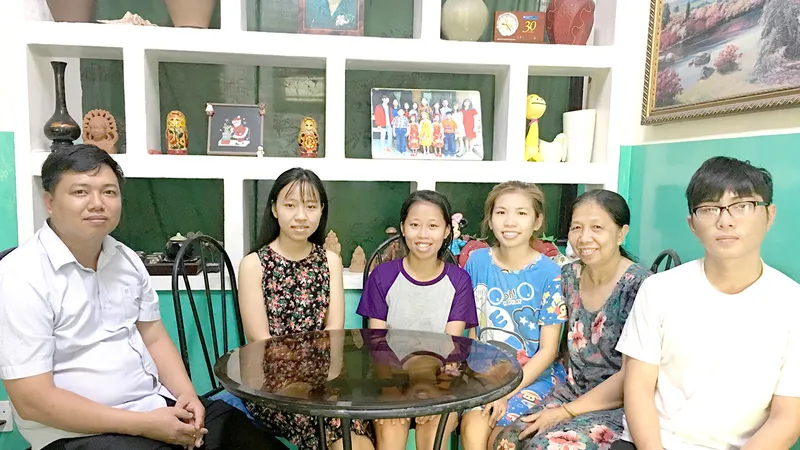 Gia đình lớn của trẻ mồ côi