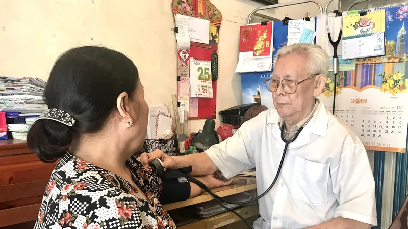 Tấm lòng người thầy thuốc