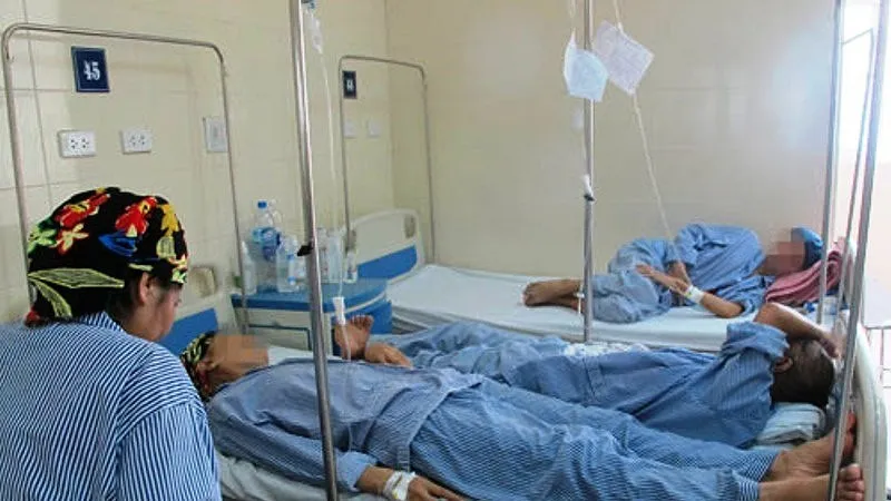 Đấu thầu chậm, thuốc ung thư khan hiếm, giá cao