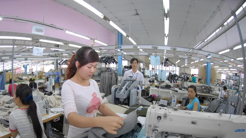 Đơn hàng dệt may suy giảm
