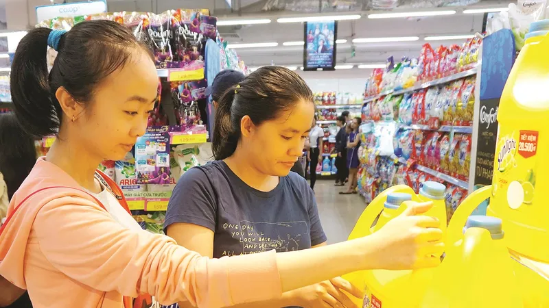 Hàng Việt góp phần tạo nên thương hiệu siêu thị Việt - Co.opmart gần gũi và quen thuộc