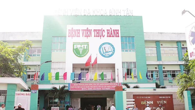 Bệnh viện nằm cửa ngõ phía Tây của thành phố với khu dân cư đông nhưng nhờ đội ngũ bác sĩ giỏi, nhiệt tình tạo được niềm tin cho người bệnh