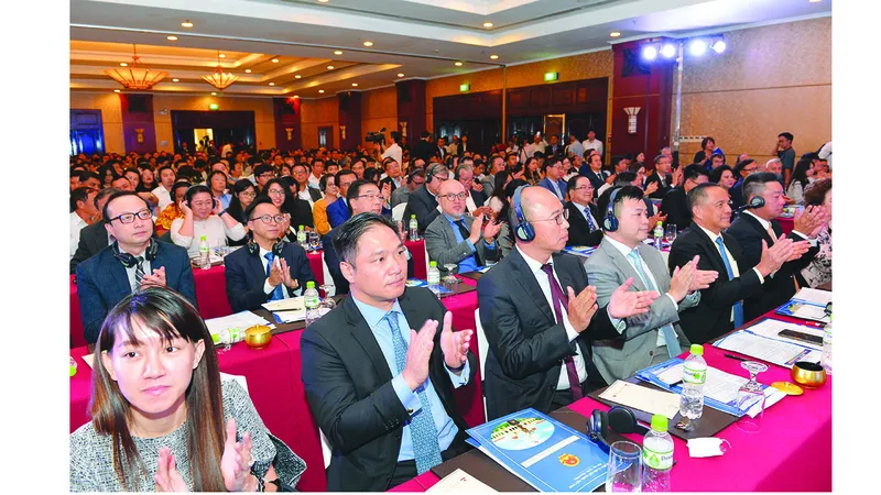 “Bà mối” dắt nhà đầu tư nước ngoài vào TPHCM
