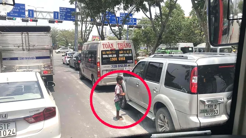Lợi dụng lòng nhân ái