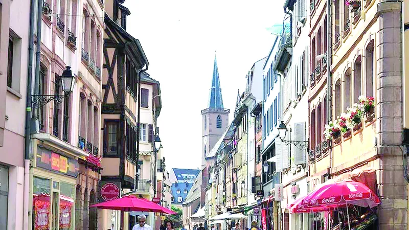 Khu phố Grand Rue