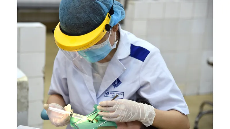 Hỗ trợ sinh viên mùa dịch 