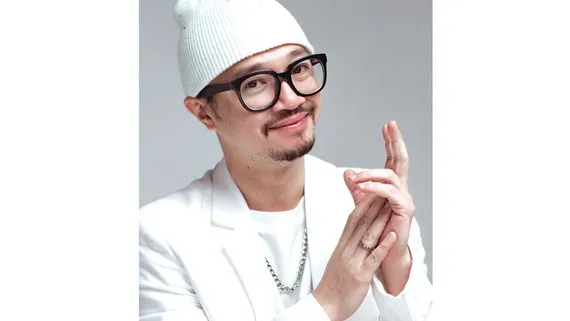 Làm mới nhạc cũ