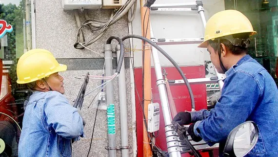 Ngầm hóa 675km lưới điện trung thế, 1.160km lưới điện hạ thế