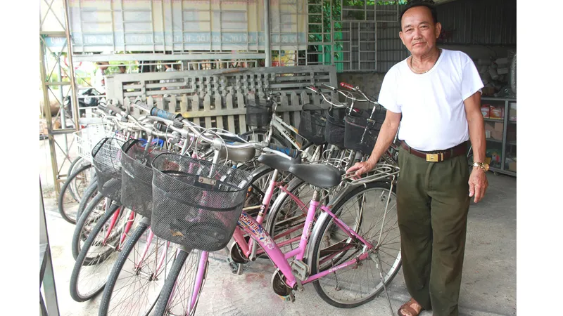 Cựu chiến binh nâng bước học sinh nghèo
