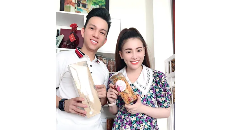 Nghệ sĩ vượt khó mùa dịch