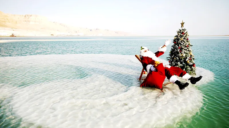 Ông già Noel đến sớm