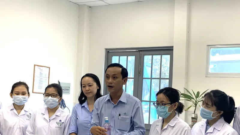 Giới thiệu dung dịch gel sát khuẩn do Công ty TNHH MTV Môi trường đô thị TPHCM nghiên cứu 