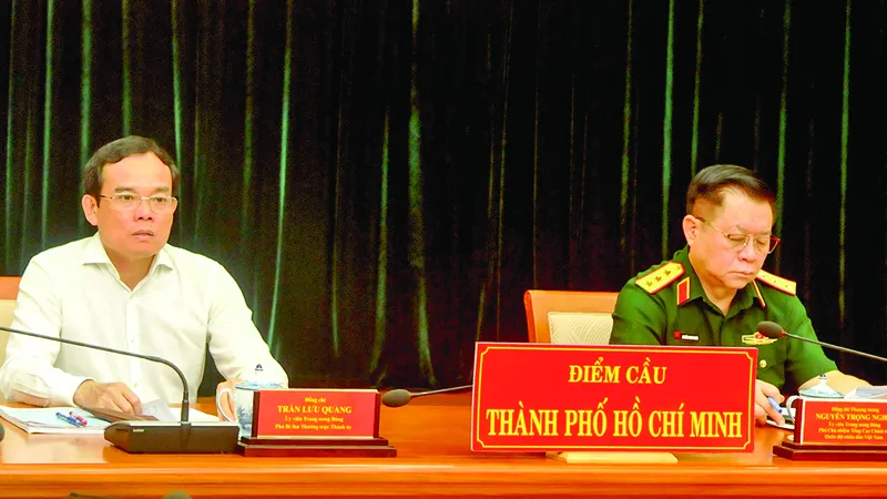 Đồng chí Trần Lưu Quang tham dự hội nghị tại điểm cầu TPHCM. Ảnh: CAO THĂNG