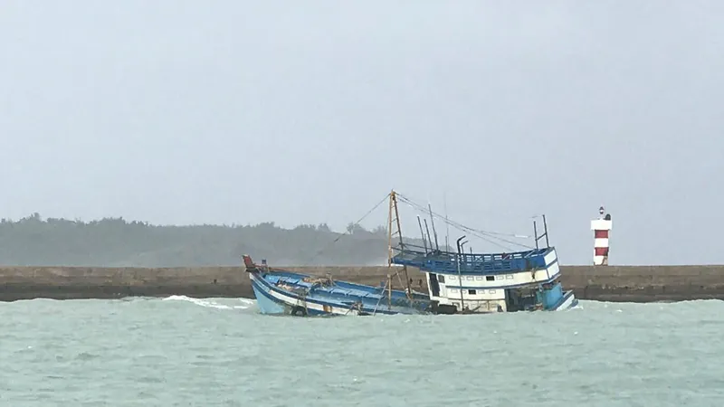Một ngư dân mất tích trên biển