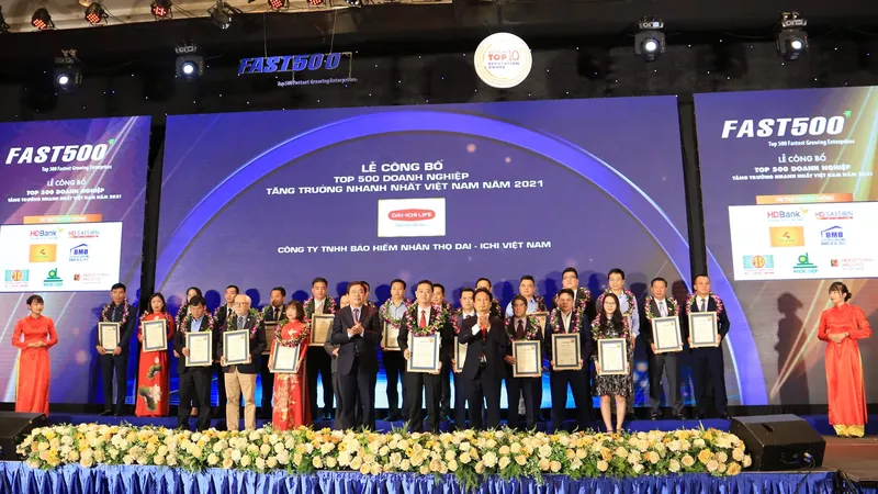 Dai-ichi Life Việt Nam tiếp tục được vinh danh “Top 500 Doanh nghiệp tăng trưởng nhanh nhất Việt Nam” 