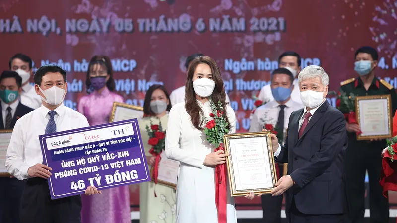 Tập đoàn TH ủng hộ 46 tỷ đồng vào Quỹ vaccine phòng Covid-19