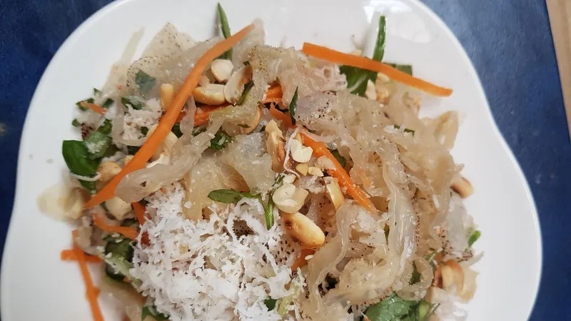 Nhớ sứa khi chưa úa nắng hè