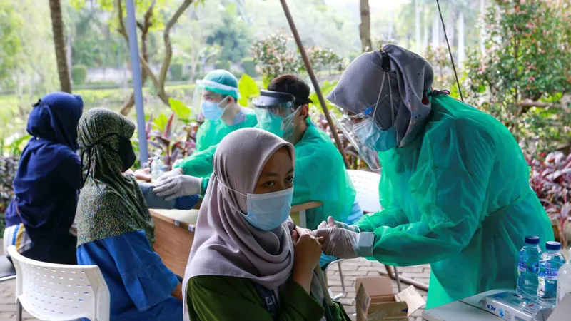 Chuẩn bị đối phó tốt hơn những biến chủng SARS-CoV-2