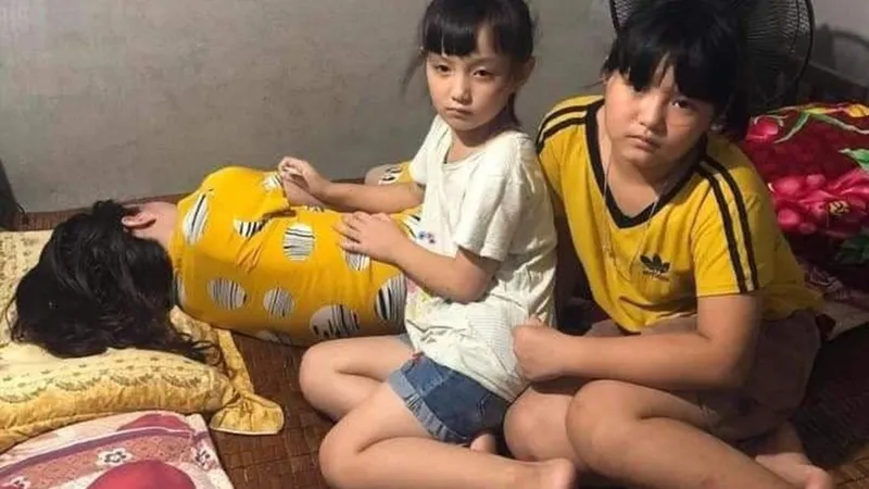 Mẹ ung thư giai đoạn cuối, 2 con trẻ bơ vơ