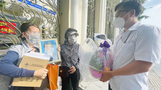 Sẽ thảo luận vấn đề tưởng niệm đồng bào tử vong do Covid-19