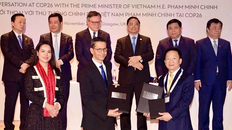 Standard Chartered cam kết tài trợ 6 tỷ USD cho các dự án xanh của T&T Group 