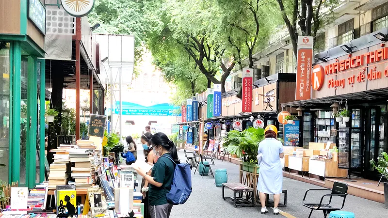 Hoạt động văn hóa, nghệ thuật, thể thao: Tiến tới bình thường hóa