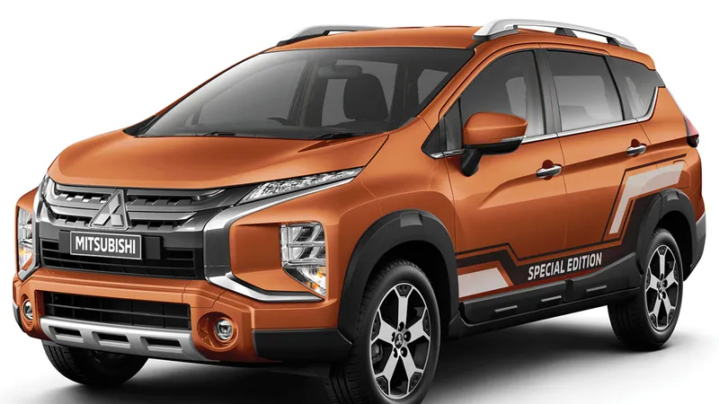 Mitsubishi Xpander và Xpander Cross phiên bản đặc biệt trình làng