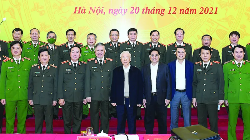 Tổng Bí thư Nguyễn Phú Trọng, Thủ tướng Phạm Minh Chính, Bộ trưởng Bộ Công an Tô Lâm và các đại biểu dự Hội nghị Đảng ủy Công an Trung ương. Ảnh: GIA KHÁNH