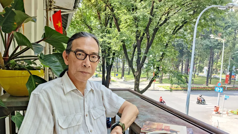 Nhà văn Lưu Vĩ Lân: Sống không vô danh nhưng cần kín đáo
