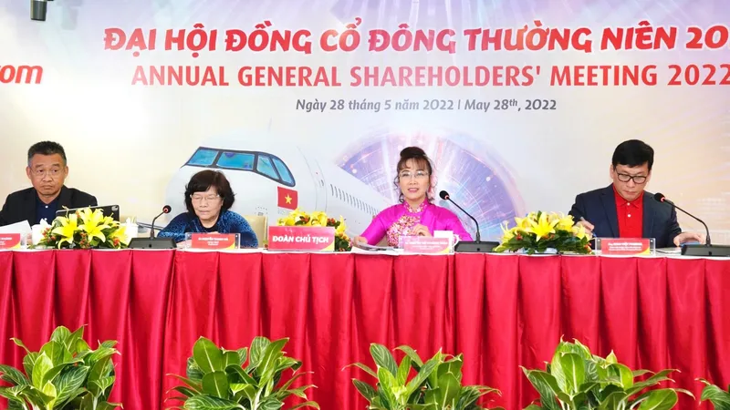 Vietjet đặt mục tiêu hoạt động có lãi trong năm 2022, phát triển e-logistic, chia cổ tức 20% bằng cổ phần