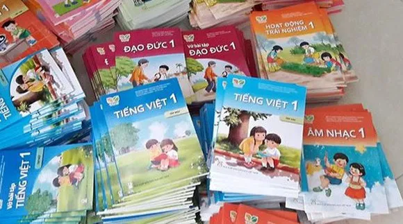 Giải quyết tận gốc vấn đề giá sách giáo khoa