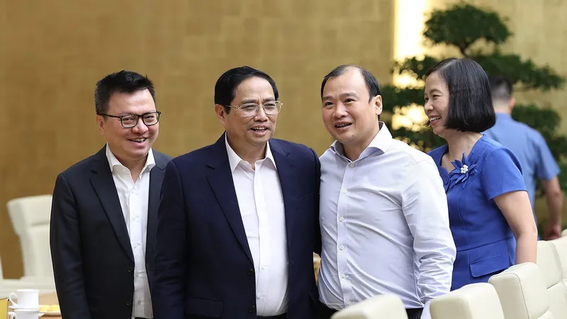 Người làm báo là một trong những lực lượng tuyến đầu của các “mặt trận”