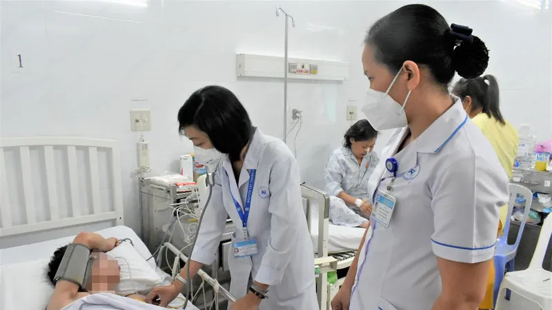 Nguy cơ đột qụy khi gắng sức chơi thể thao