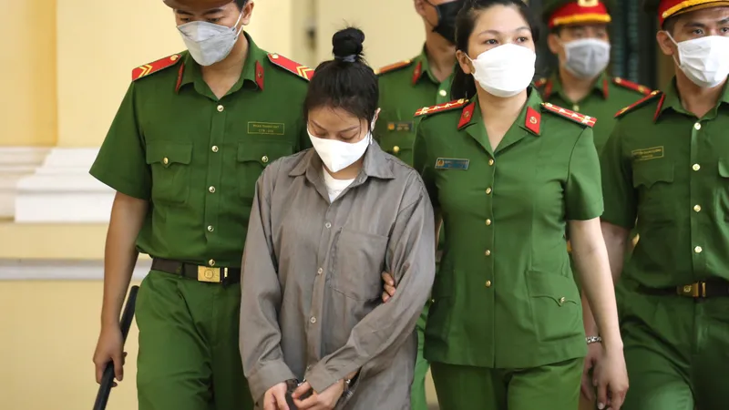 Vì sao trả hồ sơ, điều tra bổ sung vụ bé gái 8 tuổi tử vong ở TPHCM?