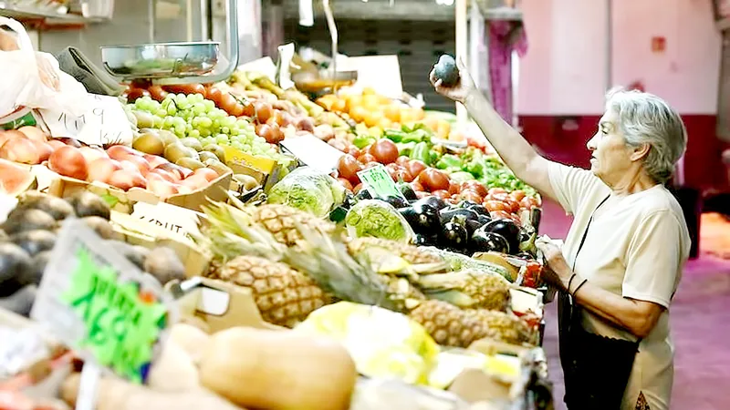 Châu Âu gồng mình chống “bão” lạm phát