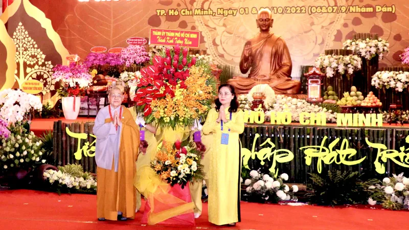 Tri ân công đức và đạo hạnh của Đức Thánh Tổ Ni Đại Ái Đạo