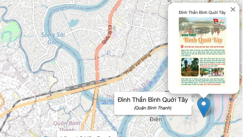 Gạch nối từ con sông của thành phố 