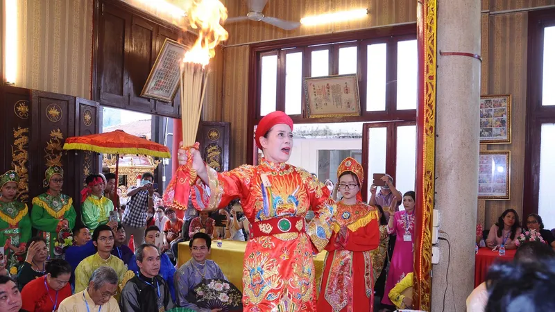 Văn hóa - sức mạnh nội sinh: Tiếp biến văn hóa - trong “cơ” có “nguy”