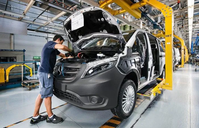 Thông báo chương trình triệu hồi sản phẩm của Mercedes-Benz Việt Nam