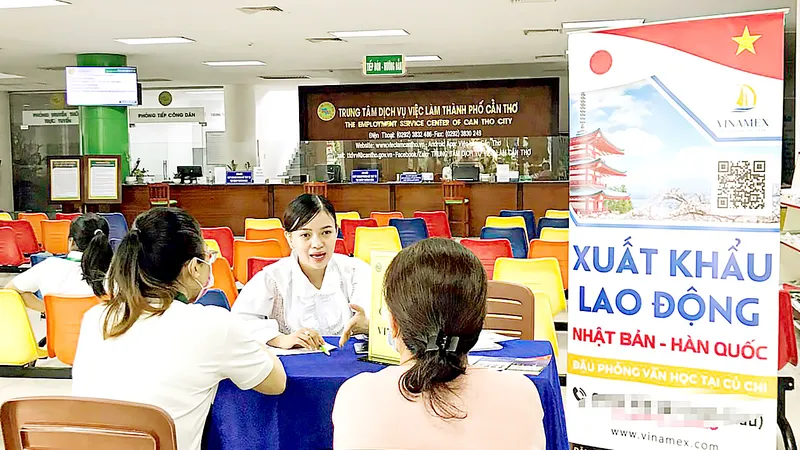 Rộng mở cơ hội xuất khẩu lao động: Nhộn nhịp đi làm nơi xa