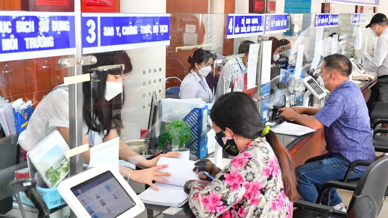 Đào tạo, bồi dưỡng cán bộ giỏi cho Đảng