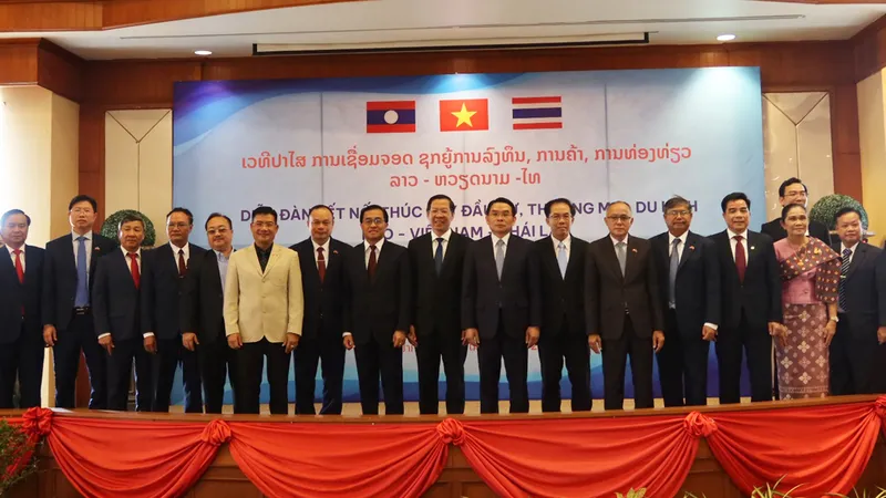 Tăng cường thúc đẩy hợp tác, đầu tư Việt Nam - Lào - Thái Lan