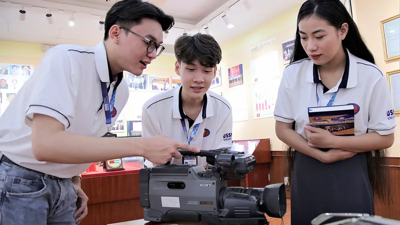 Xét tuyển khối ngành Khoa học xã hội và nhân văn: Giải tỏa băn khoăn về việc làm, học phí