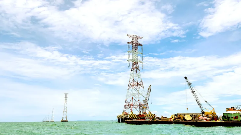 Loại bỏ việc thi đua hình thức, “chạy chọt” khen thưởng - Bài 1: Động lực để phát huy sức mạnh dân tộc