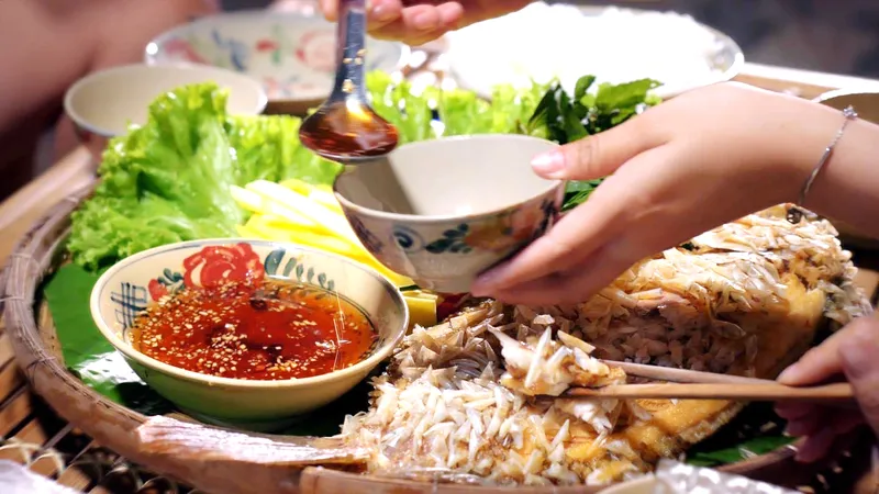 Bữa cơm đậm vị miền Tây. Ảnh: KHÓI LAM CHIỀU