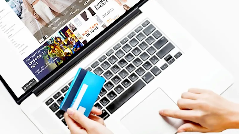 “Chợ truyền thống trực tuyến” thu hút người mua