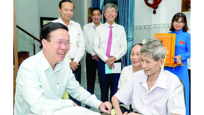 Tri ân các anh hùng liệt sĩ, chiến sĩ cách mạng và đồng bào yêu nước tại Côn Đảo